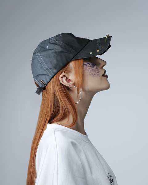 GRAY GINGER ASYMMETRIC CAP