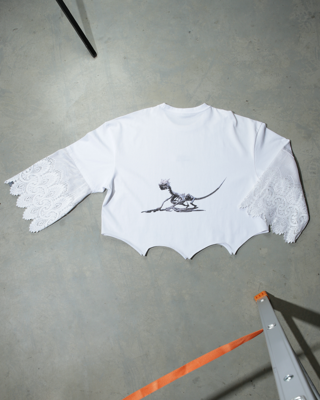 VEIL DRAGON TEE
