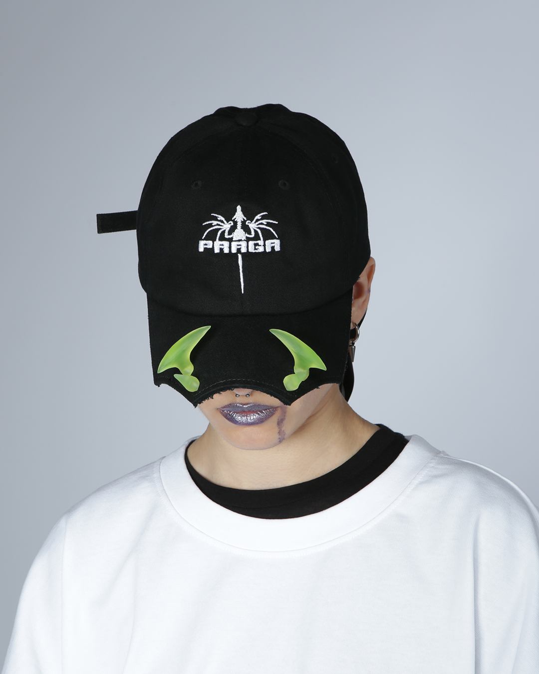 URAN HORNS CAP