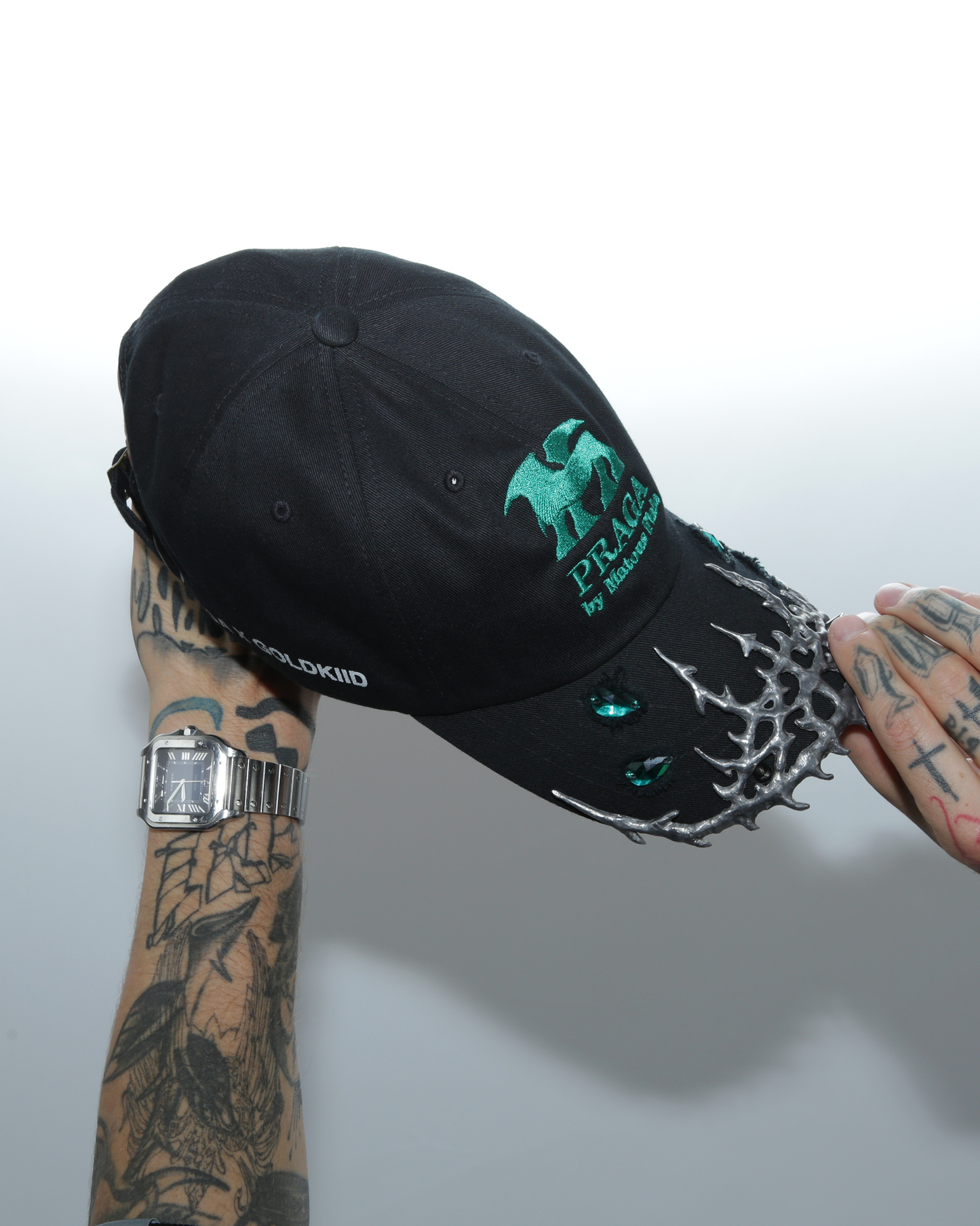 FOUR SHARDS CROWN TOUR CAP