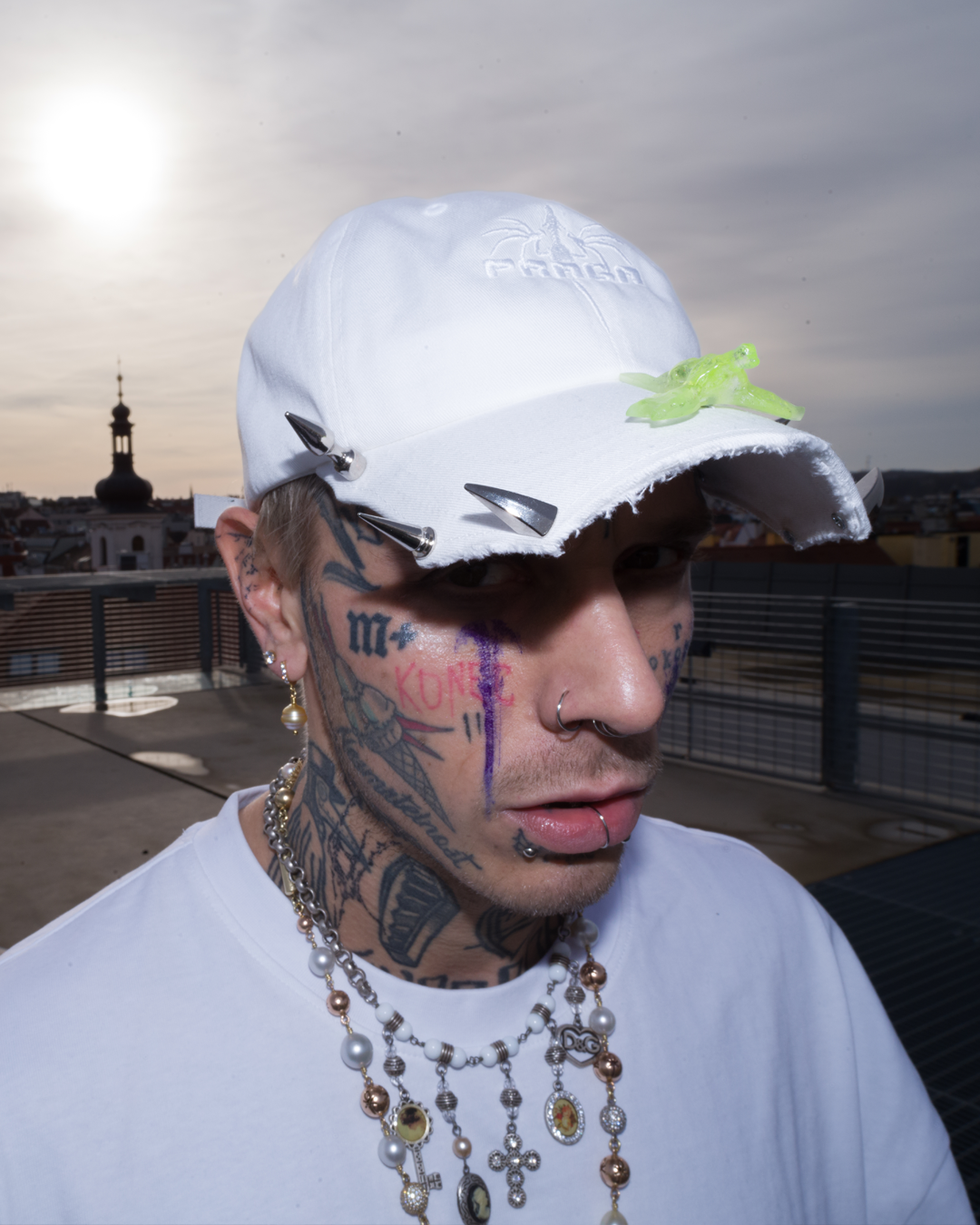 WHITE URAN DRAGON CAP