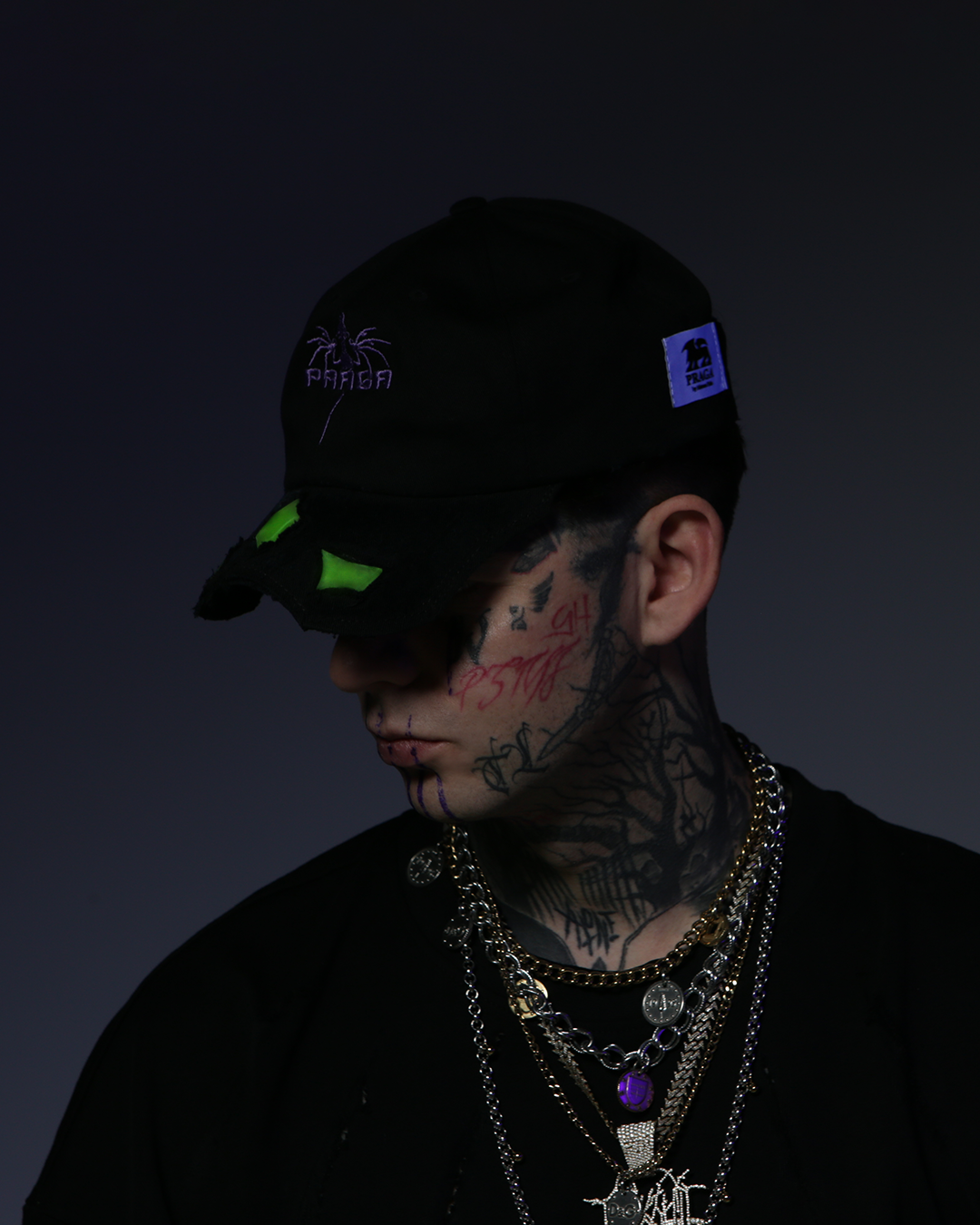 URAN CRYSTALS CAP